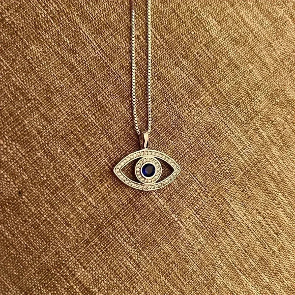 925 Sterling Silver Evil Eye Necklace 🧿 - Picture 6 of 7